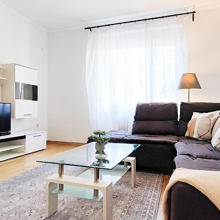 Filinhome Stefanovica Suite 7 Novi Sad Bagian luar foto