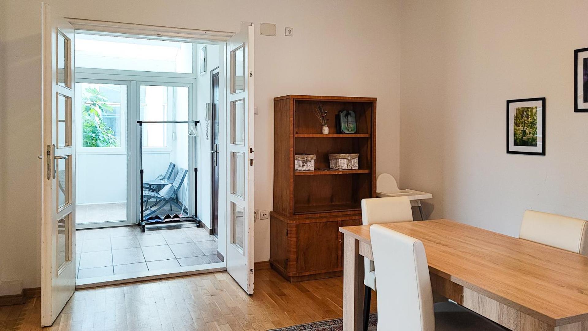 Filinhome Stefanovica Suite 7 Novi Sad Bagian luar foto