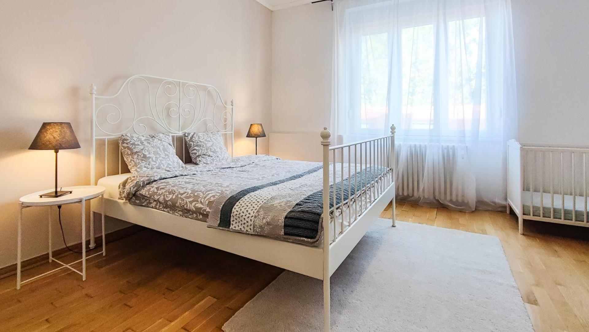Filinhome Stefanovica Suite 7 Novi Sad Bagian luar foto