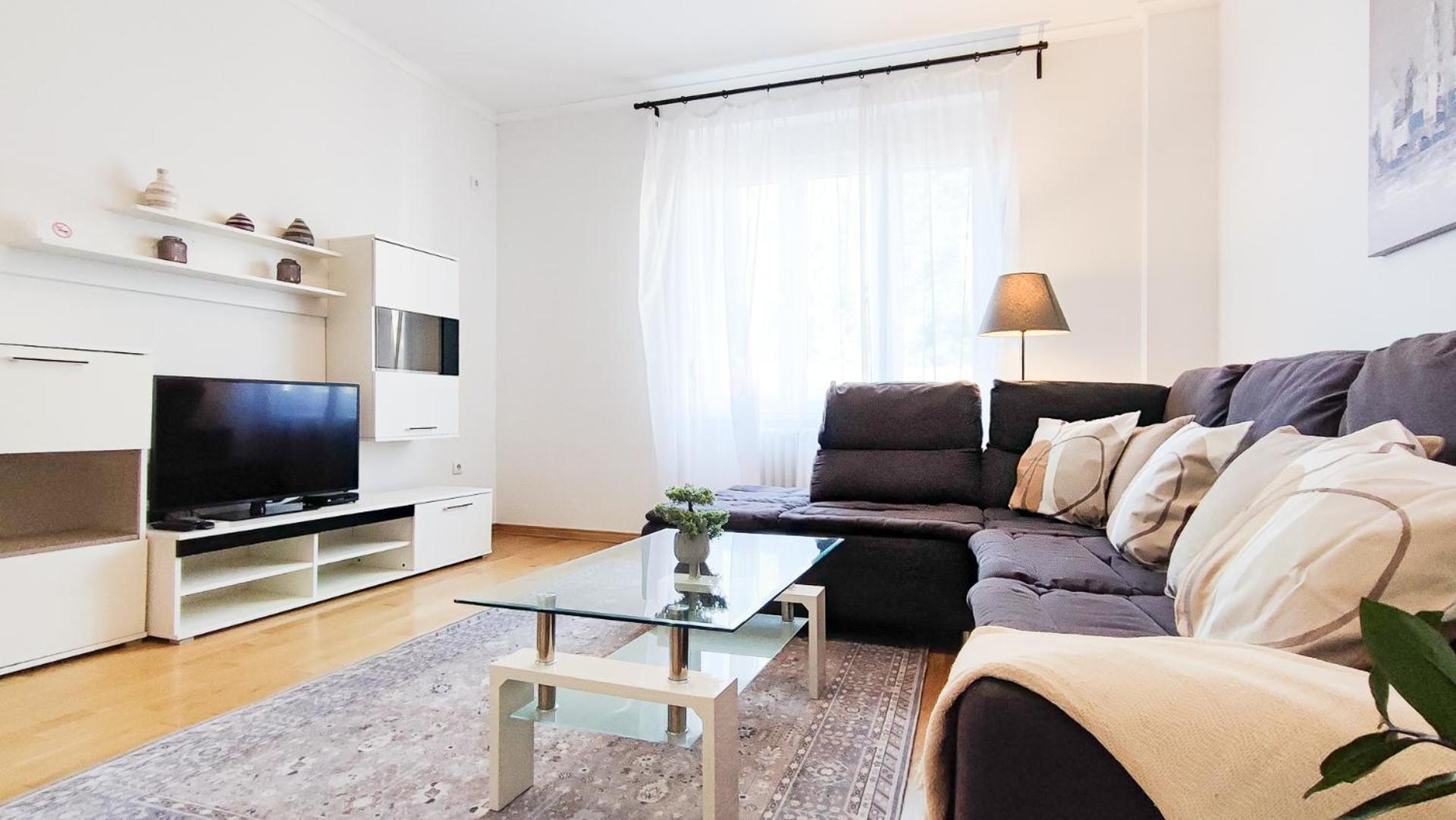 Filinhome Stefanovica Suite 7 Novi Sad Bagian luar foto